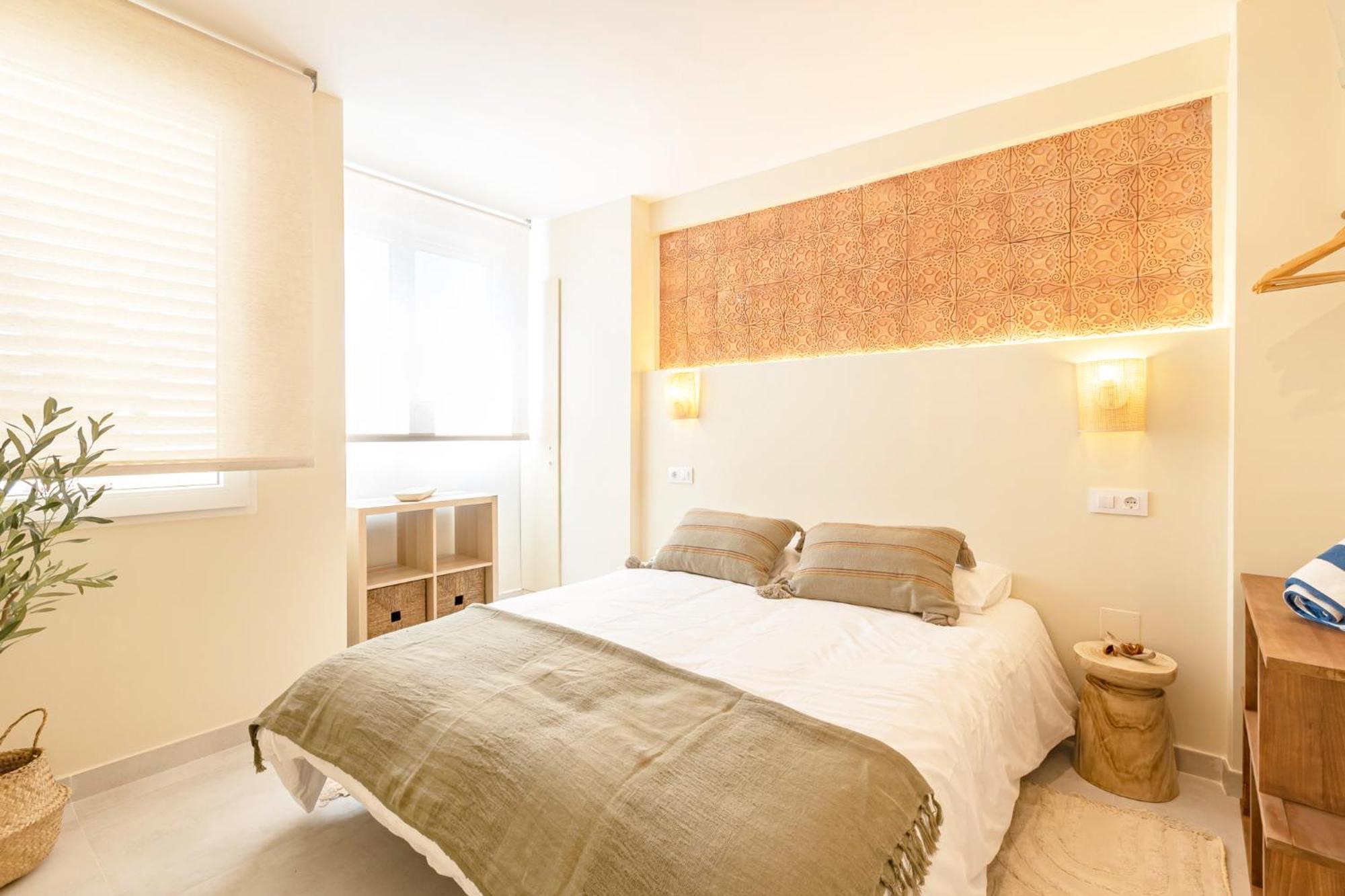 K-Sense By Nuka Homes Platja de Larenal מראה חיצוני תמונה