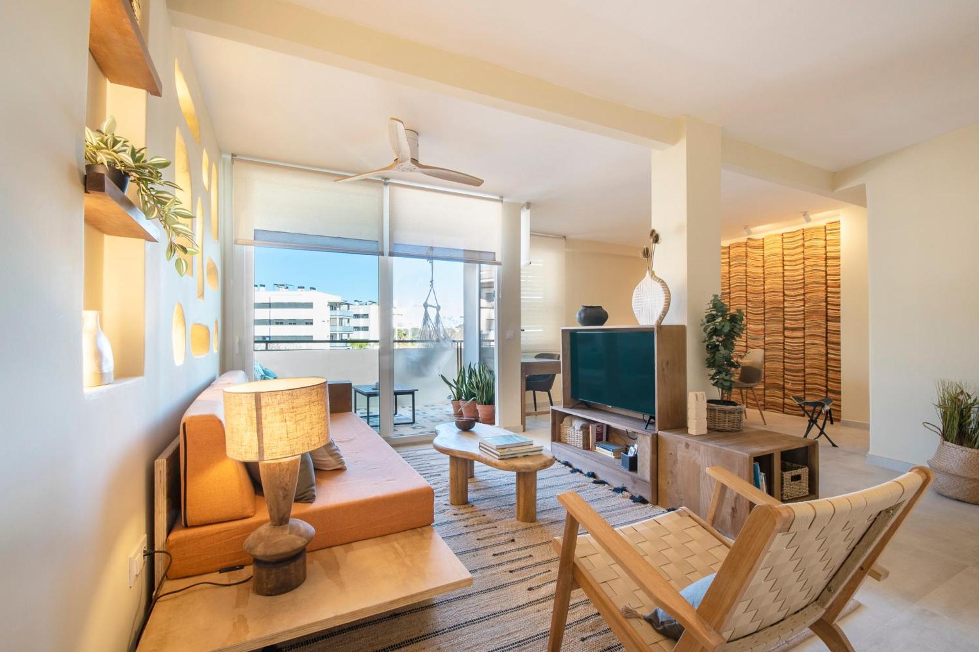 K-Sense By Nuka Homes Platja de Larenal מראה חיצוני תמונה