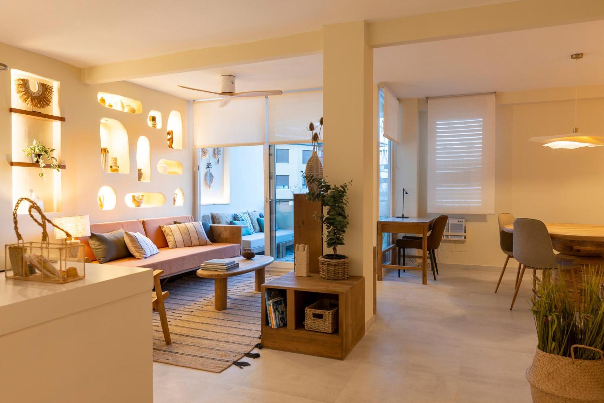 K-Sense By Nuka Homes Platja de Larenal מראה חיצוני תמונה